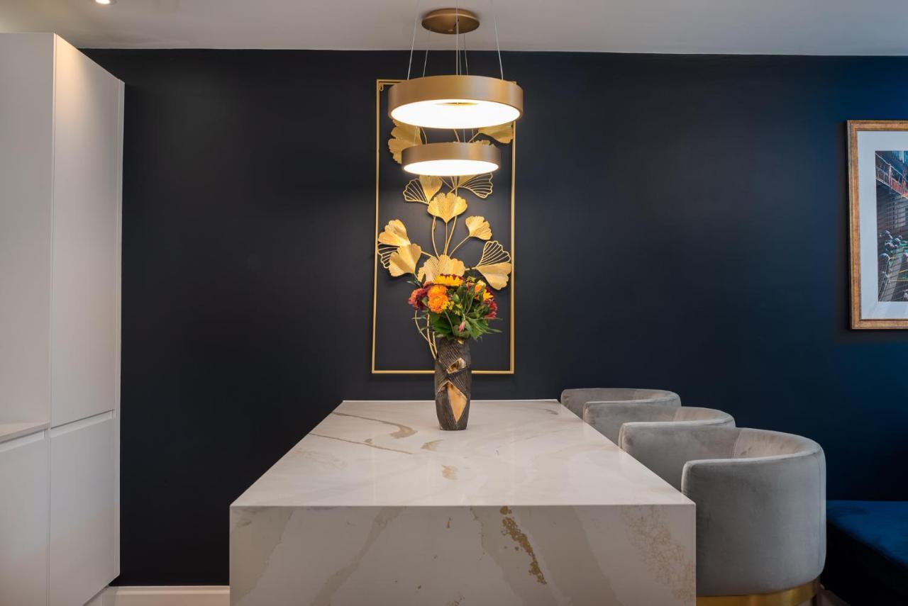 London'S Modern Nuance Apartment - Battersea Exterior photo